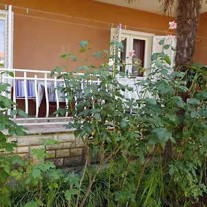Renata Mare , Rovigno Croazia